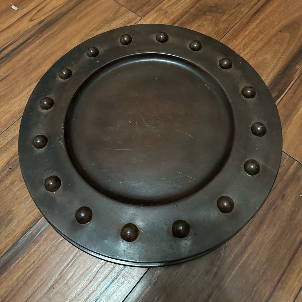 Antique Finishing Charger Plate